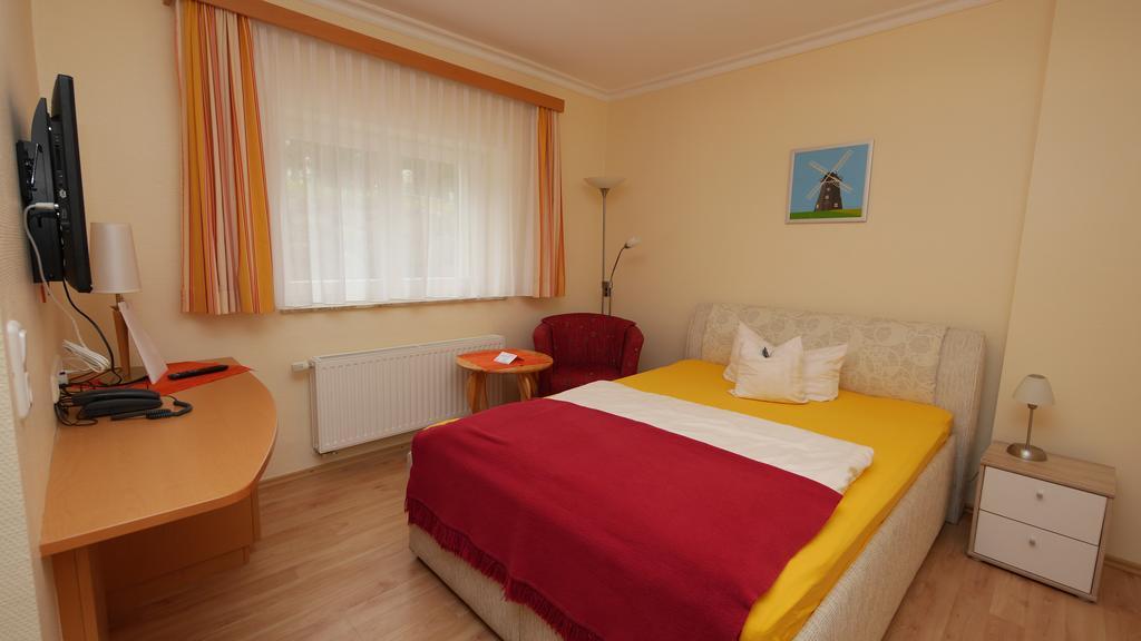 Hotel Garni Arte Vita Heringsdorf  Buitenkant foto