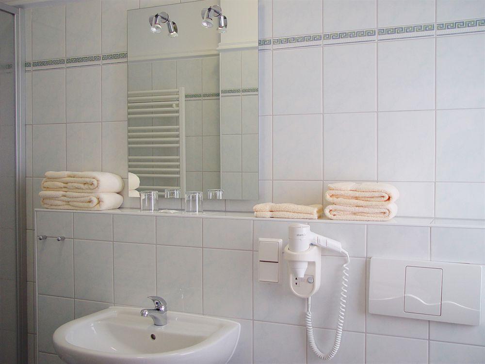 Hotel Garni Arte Vita Heringsdorf  Buitenkant foto
