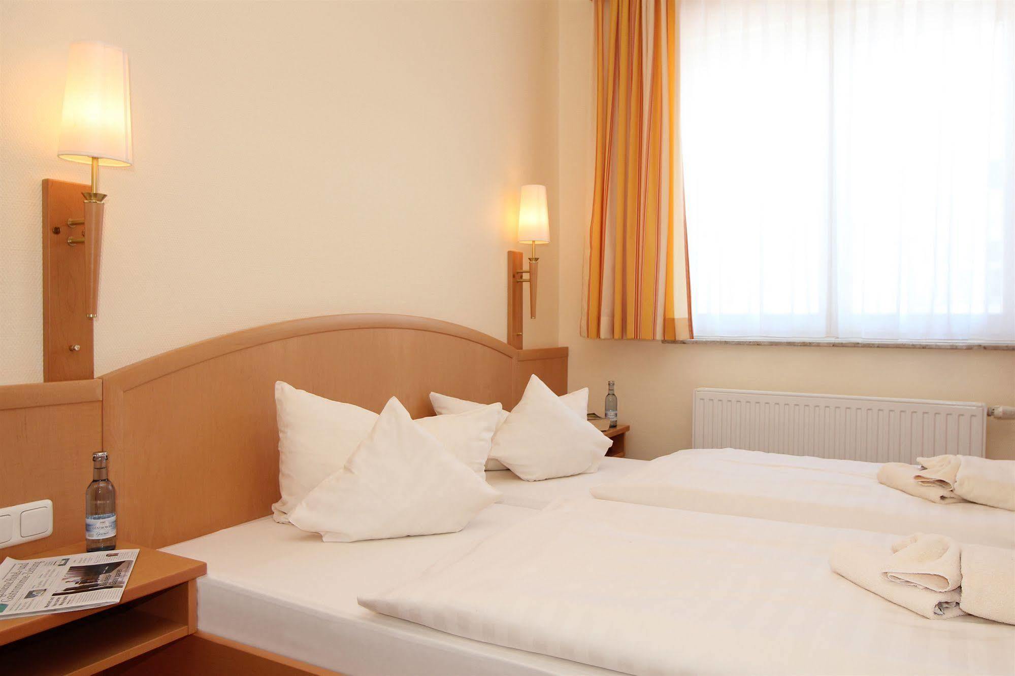 Hotel Garni Arte Vita Heringsdorf  Buitenkant foto