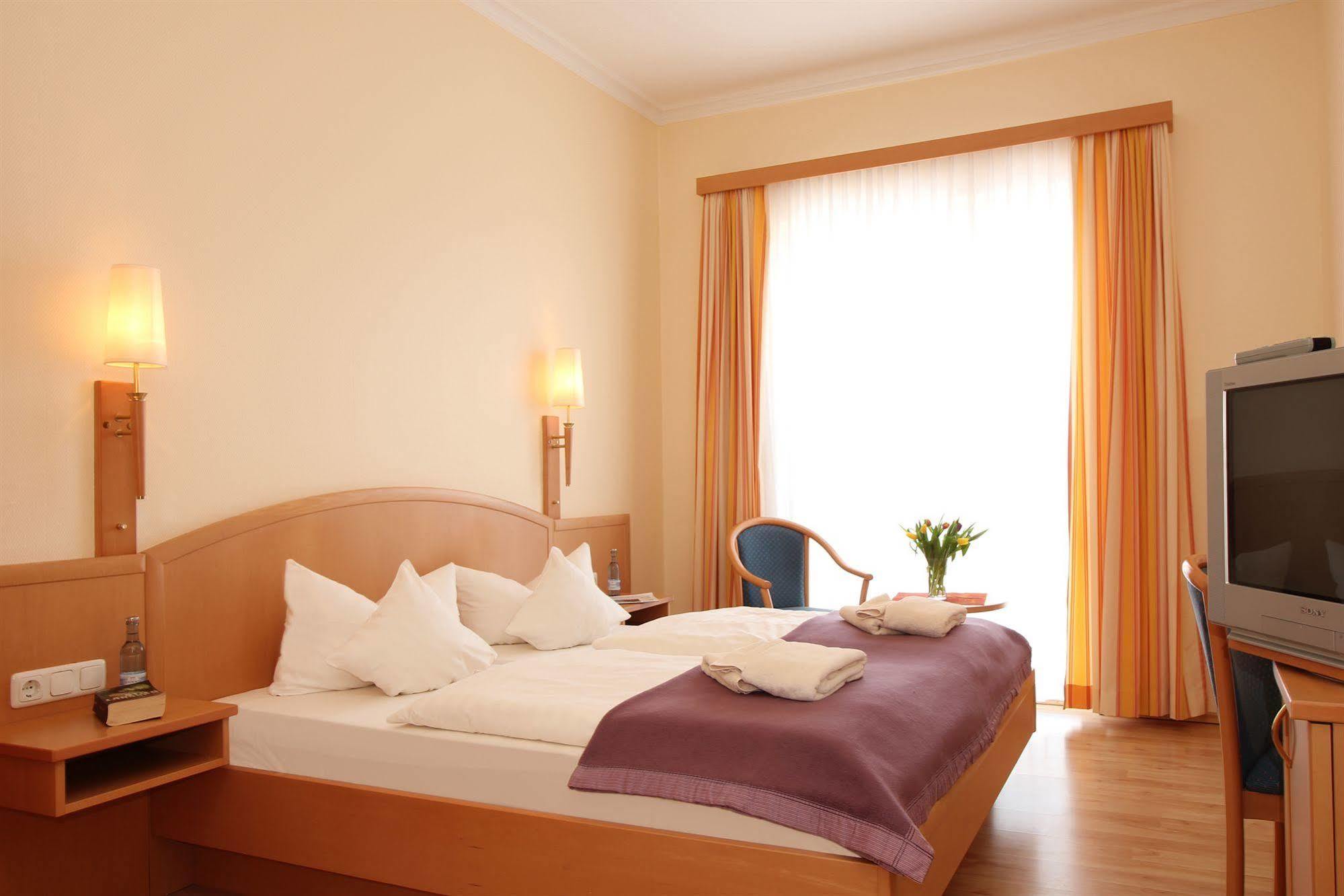 Hotel Garni Arte Vita Heringsdorf  Buitenkant foto